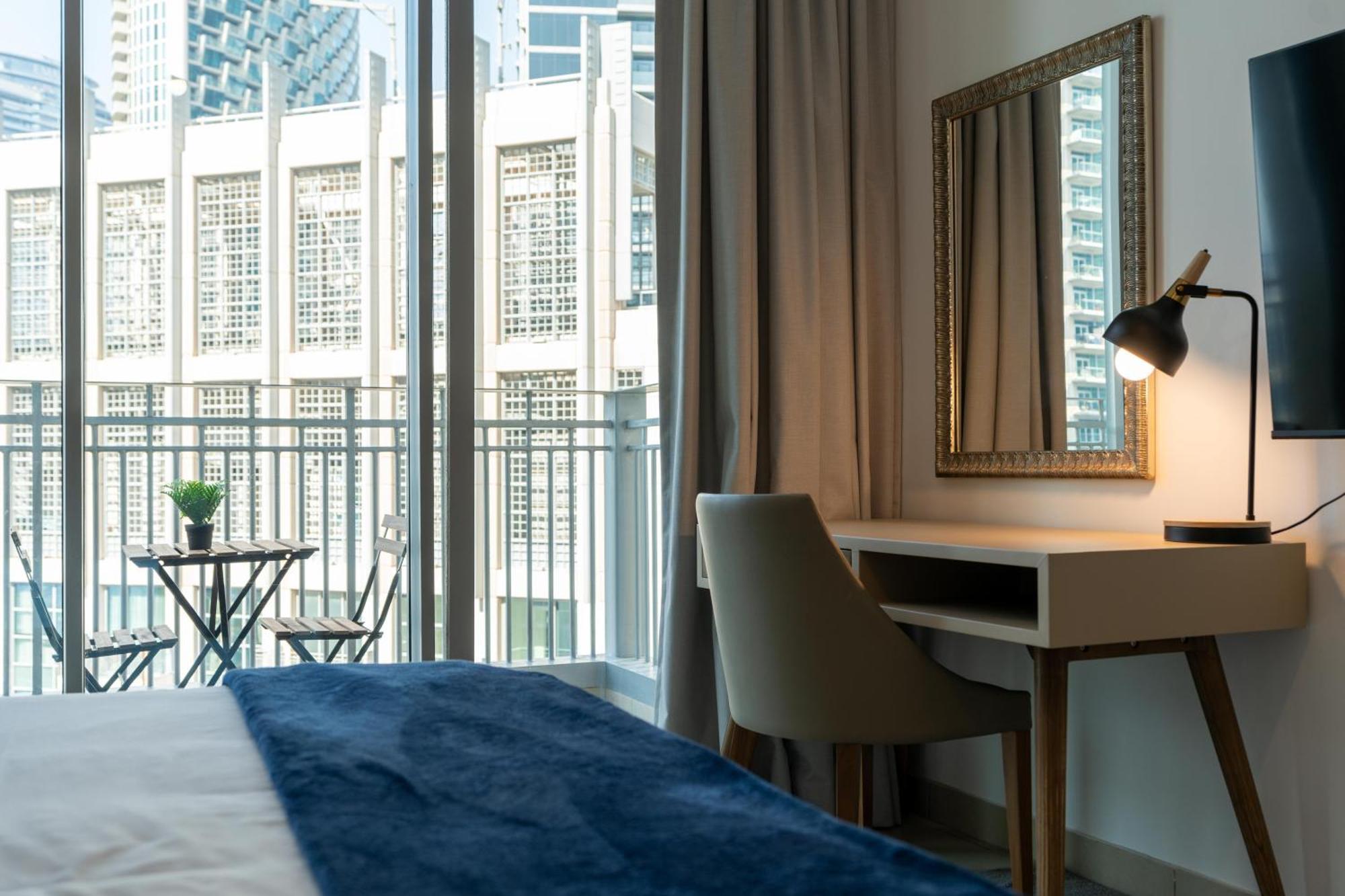 شقة Burj Khalifa Views - 5 Min Walk From Mall - Upgraded - Designer Choice - 8 People - Opera
