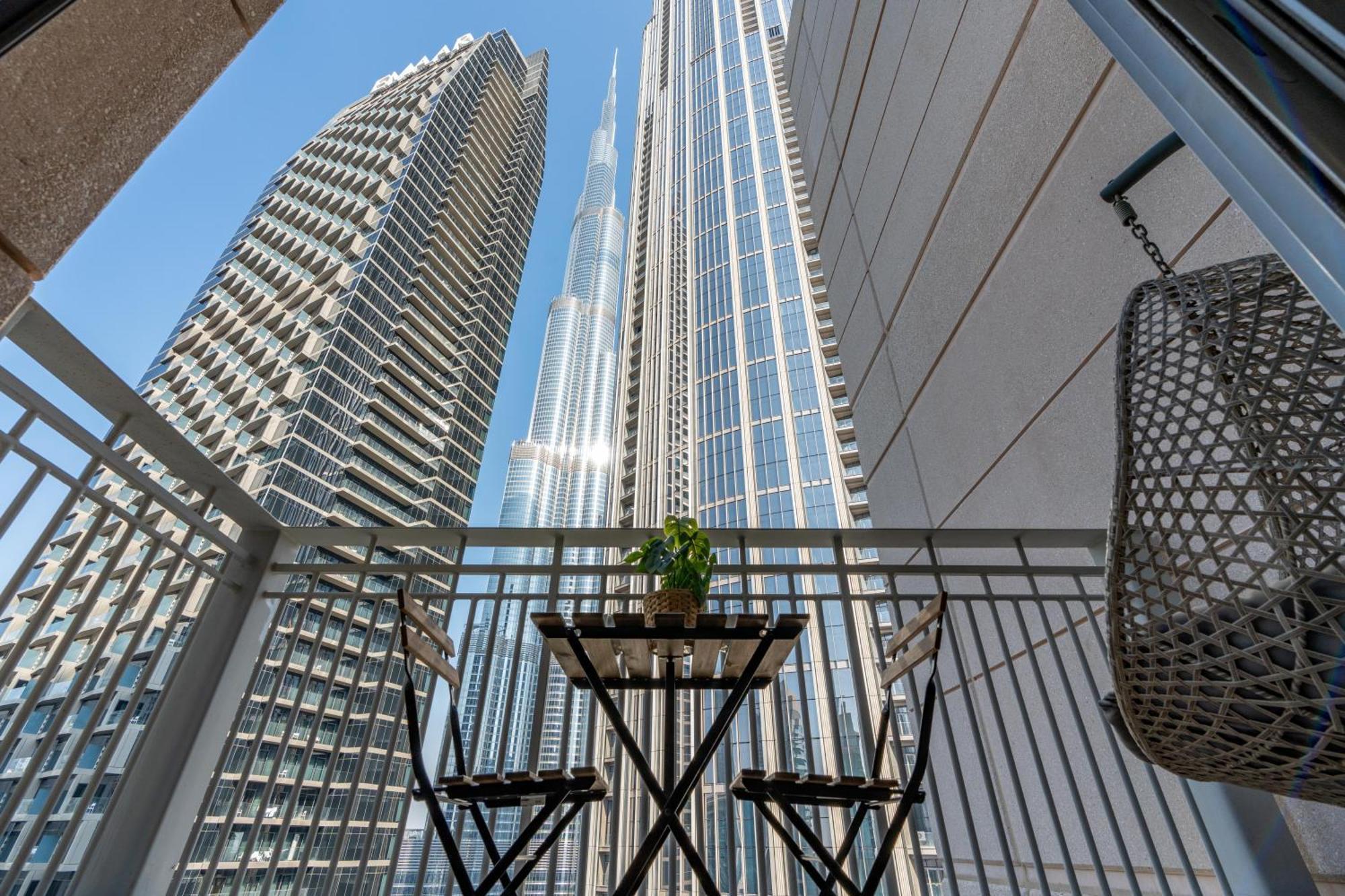 Burj Khalifa Views - 5 Min Walk From Mall - Upgraded - Designer Choice - 8 People - Opera * دبي